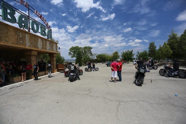 Varias motos en las instalaciones